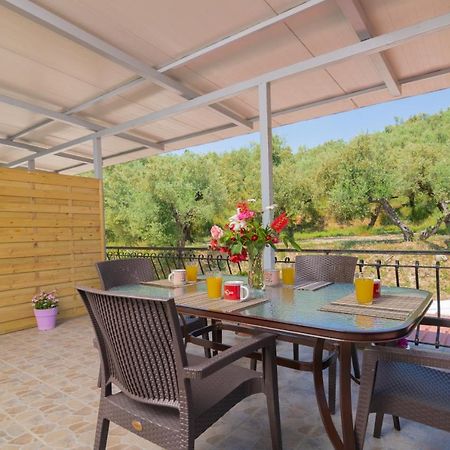 Arokaria Apartment อลิกานาส ภายนอก รูปภาพ