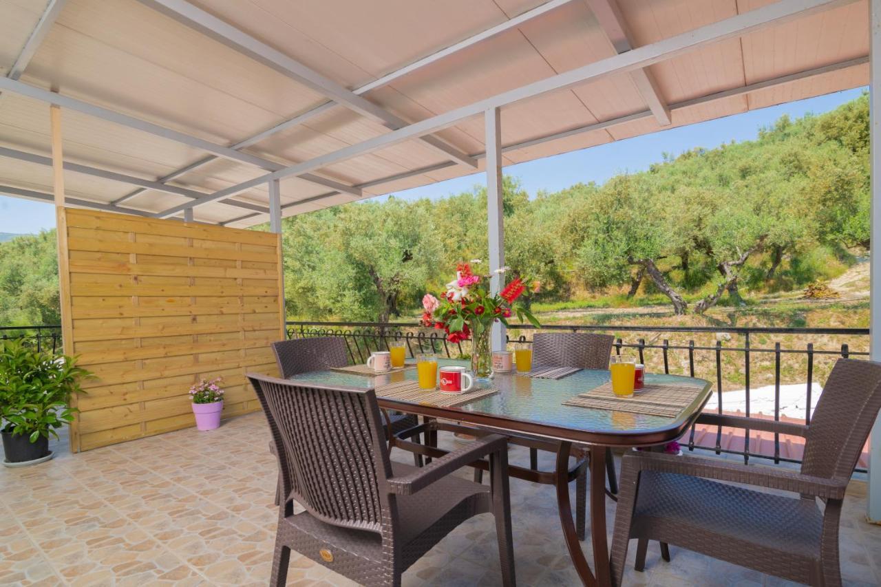 Arokaria Apartment อลิกานาส ภายนอก รูปภาพ