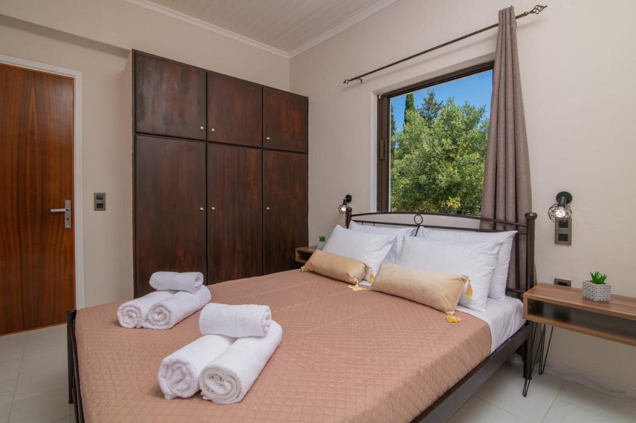 Arokaria Apartment อลิกานาส ภายนอก รูปภาพ