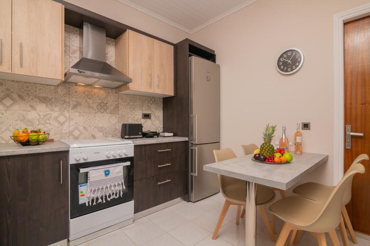 Arokaria Apartment อลิกานาส ภายนอก รูปภาพ